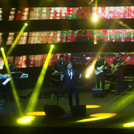 وائل كفوري "بيحن" لجمهور الكويت في مركز الشيخ جابر الأحمد الثقافي