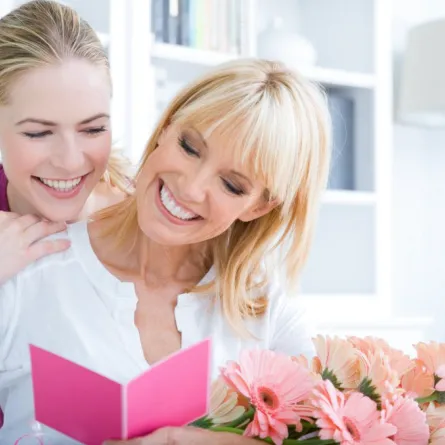 في عيد الأم .. رسالة إلى زوجة الأب حول معاملة أبناء زوجها