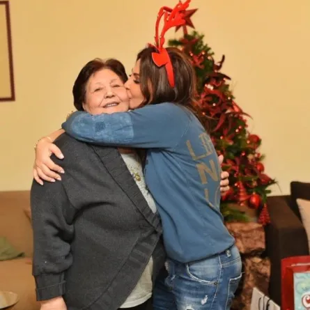 تغريدات النجوم: عيد الأم رسائل حب وحنين ودموع