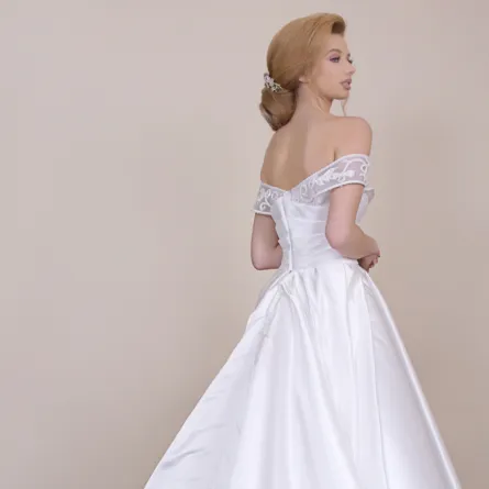 فساتين زفاف جديدة لعروس 2018