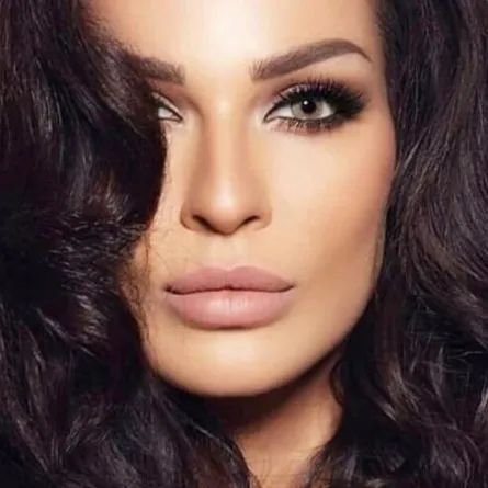 نادين نجيم تحتفل بعيد إبنتها بأجواء ملكية