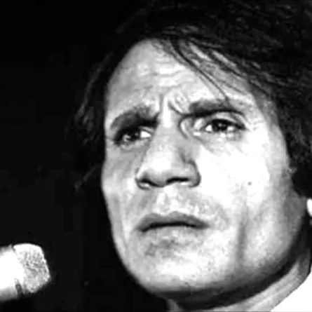 هل رفضت مريم فخر الدين تقبيل عبد الحليم حافظ بسبب رائحة فمه السيئة؟