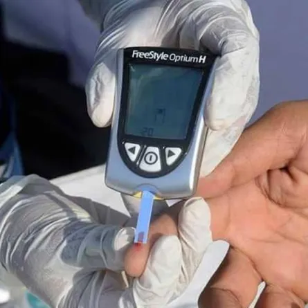جهاز جديد يراقب السكري في الدم.. من دون وخز الإبر!