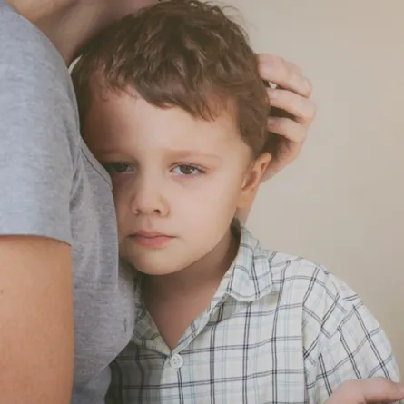 كيف تتخلصين من عادات طفلك السيئة؟