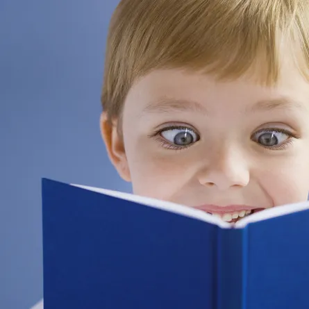 الحول عند الاطفال .. أسبابه وعلاجه