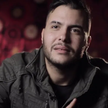 أمير عيد يكشف حقيقة تعاطيه المخدرات وذهابه للطبيب النفسي