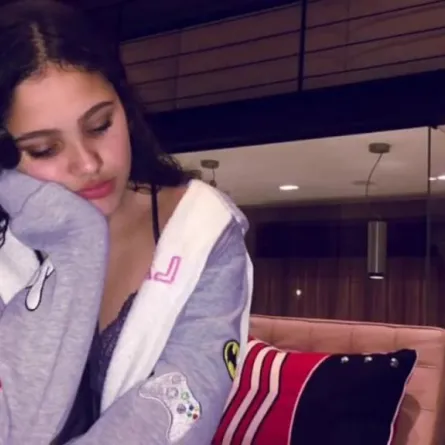 ابنة عمرو دياب تغني أمام الموسيقار العالمي  كوينسي جونز