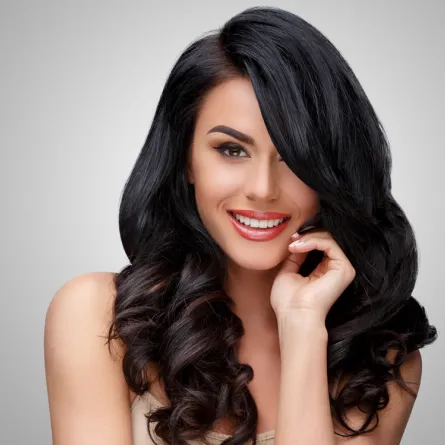 تعرّفي إلى فوائد البيوتين لشعر طويل وصحي