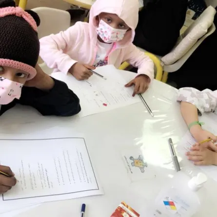 مشروع لتقديم الخدمات التعليمية للأطفال المرضى بالسرطان