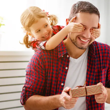 يوم الأب العالمي تعزيز للقيم والمبادئ