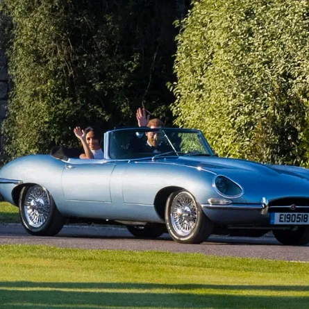 صور جاكوار E-Type Zero في حفل الزفاف الملكي