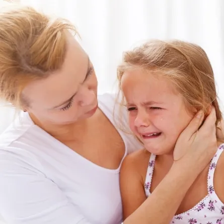 علاج الخوف عند الاطفال