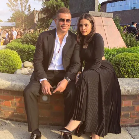 بالصور: نور عمرو دياب ترد على شقيقتها جنا بصورة صادمة ..فما علاقة دينا الشربيني؟