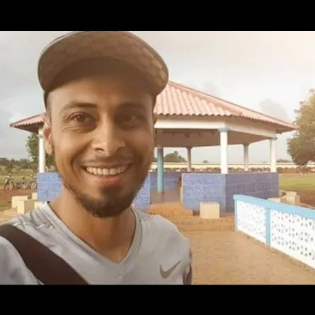 المليونير الذي تبرع بثروته للفقراء بعد إصابته بالسرطان