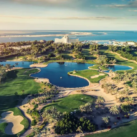 السياحة العائلية ومتعة الإقامة في جيه ايه للمنتجعات وفنادق دبي