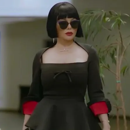 إطلالات هيفاء وهبي في مسلسل لعنة كارما بين السبور والرسمي