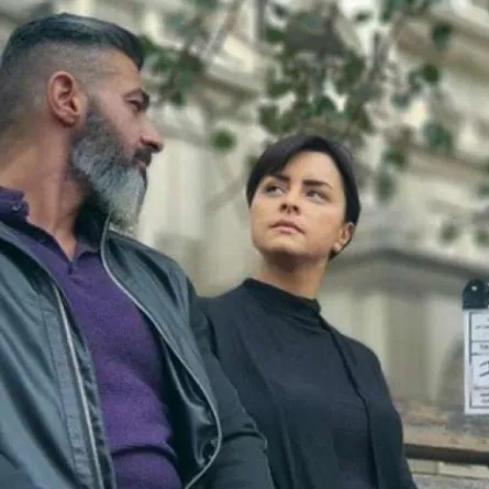 ياسر جلال ومحمد رياض يؤديان صلاة العيد.. ورانيا ياسين تعلّق: رحيم وحلمي تابوا