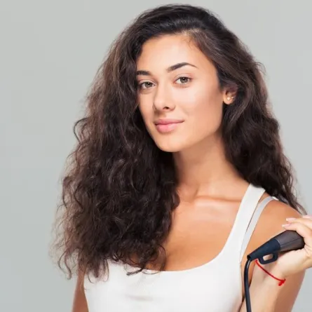 7 استخدامات لمجفف الشعر في التدبير المنزلي