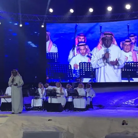 الفرقة الموسيقية السعودية، تدشن أولى حفلاتها بسوق عكاظ
