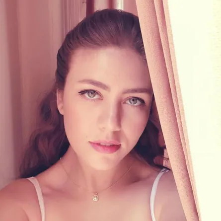 رحمة حسن بالفيديو: نشرت الصور "الجريئة" حفاظًا على سمعتي!!