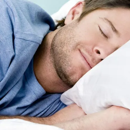 وجبة العشاء قبل النوم قد تسبب السرطان