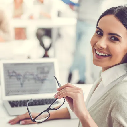 للموظفات.. كيف تعرفين أنك على وشك الترقية بعملك؟