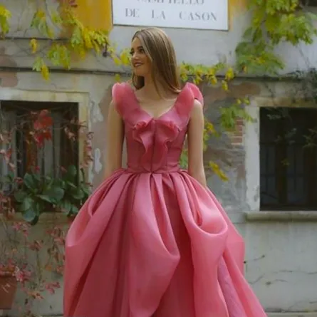 تصميم من إيمان العجلان 