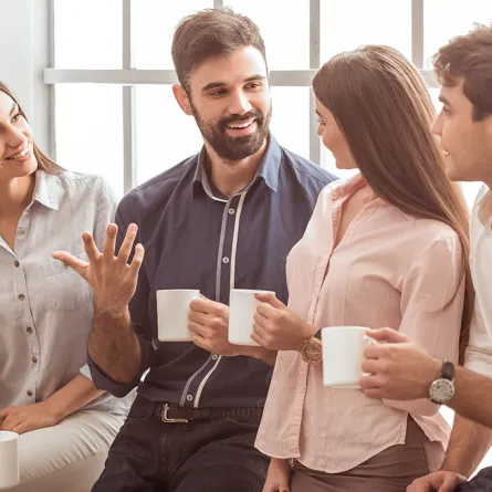 أنواع العلاقات بين الناس في العمل