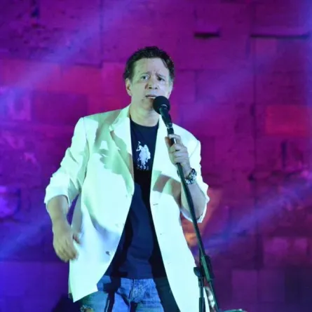 بالصور: إيمان البحر درويش يرفض نصائح طبيبه ويقدم حفله لجمهور القلعة