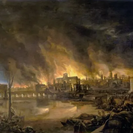 حرائق مدمرة بعضها قضى على مدن عريقة