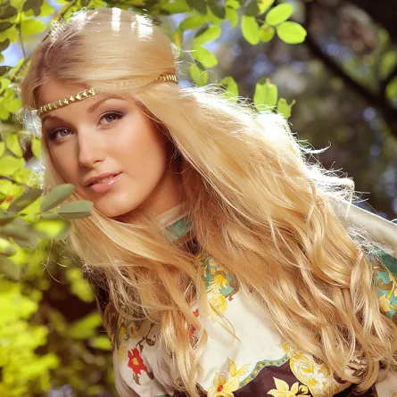 للبنات.. نصائح لترطيب الشعر في الصيف