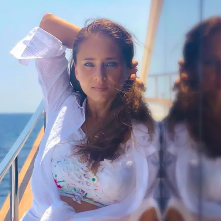  أزياء نجمات مصر في العطلة الصيفية جريئة وعصرية!