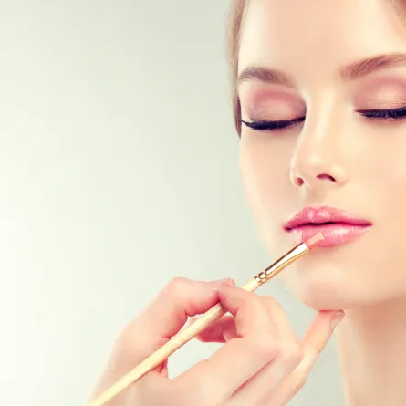 أفضل مكياج لصاحبات البشرة البيضاء