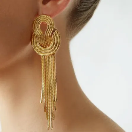 مجوهرات من الذهب الأصفر لإطلالاتك كل يوم