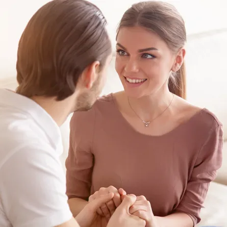 تعرَّفي إلى سر انجذاب الرجل إلى المرأة