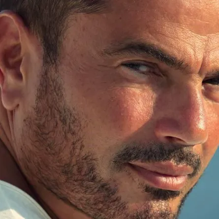 شروط مسابقة عمرو دياب لإحياء حفل زفاف مجاناً