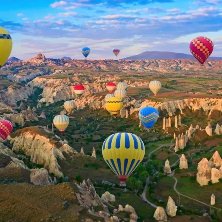 نشاطات سياحية: ركوب المنطاد في هذه العناوين