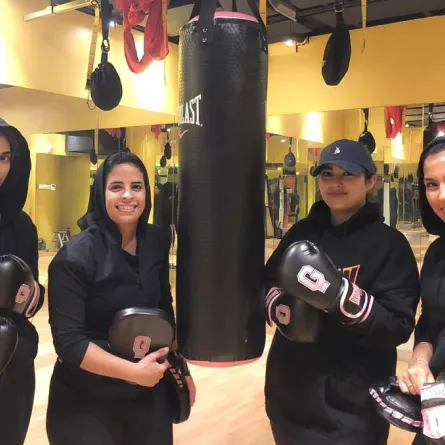 سعوديات يقتحمن عالم الملاكمة للدفاع عن أنفسهن