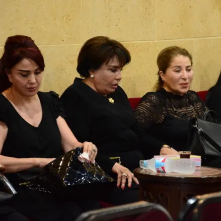 بالصور: عزاء جميل راتب يجمع نجوم "الزمن الجميل"