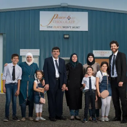 بعد انتشار قصتهم في العالم.. حلم عائلة سورية يصل إلى الفضاء