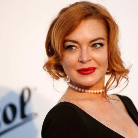 ليندسي لوهان مرشحة لبطولة كليب عيسى المرزوق