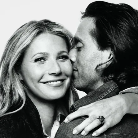 غوينيث بالترو تدخل القفص الذهبي