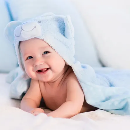 تطور نمو الطفل في الشهر الثالث من عمره