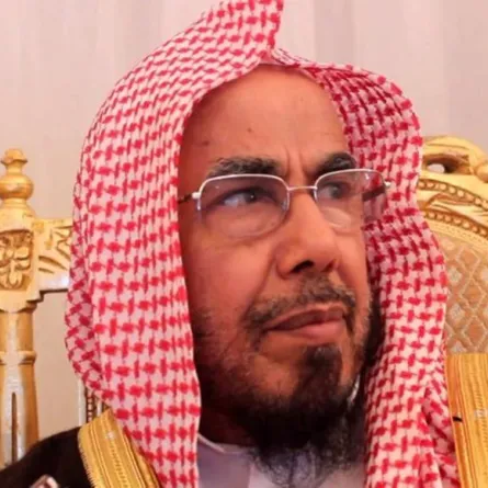 بالفيديو: الشيخ المطلق.. يثير جدلاً على تويتر بسبب دعمه لتعدد الزوجات