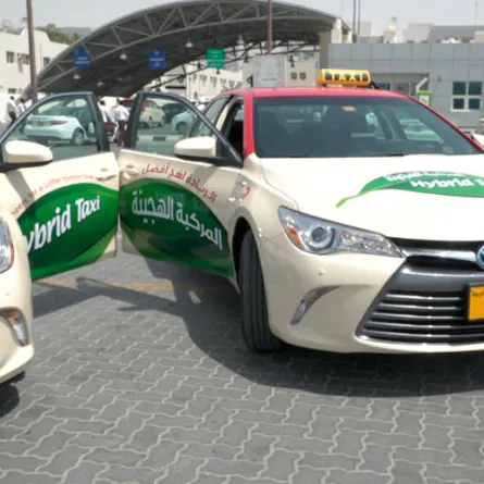 في دبي.. تزويد 10800 سيارة أجرة بأجهزة "واي فاي" مجانا