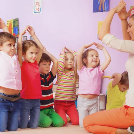 دور الحضانة في تنمية شخصية الطفل