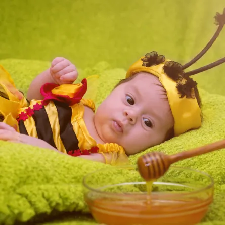 عالجي إمساك الرضيع بالعسل