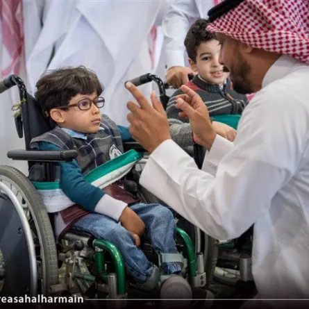 في اليوم العالمي للإعاقة.. تخصيص صحن المطاف لذوي القدرات الخاصة لمدة ساعتين