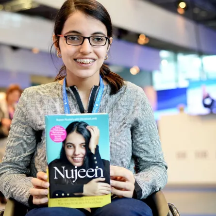 قصة لاجئة سورية مصابة بشلل دماغي ألهمت العالم