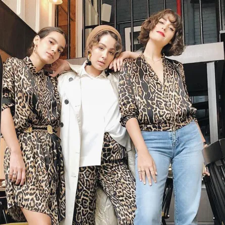 نقشة النمر في أزياء عصرية ...خيارات أنيقة وإطلالات مميزة